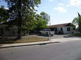 1569 W Harvey Ave, Fresno, CA 93728