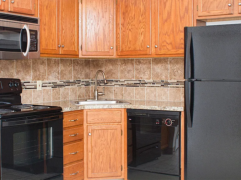 Maplewood Estates Apartment Homes — Photo 3