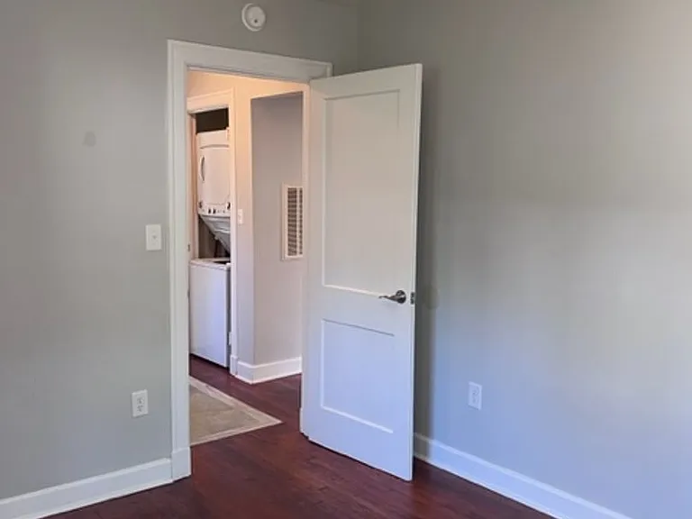 205A Douglas Ave — Photo 6