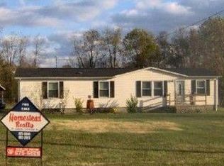 2675 Hanging Rock Rd, West Columbia, WV 25287