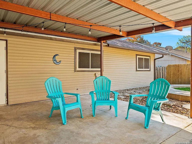 13934 Mission Valley — Photo 11