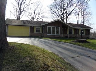 18355 Redvere Dr, Brookfield, WI 53045