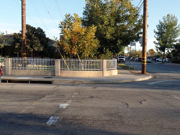 4th image of 1421 7th St