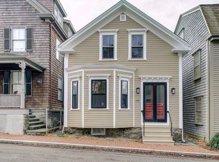 19 John St, Newport, RI 02840