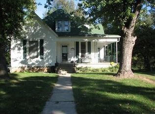 2134 N Robberson Ave, Springfield, MO 65803