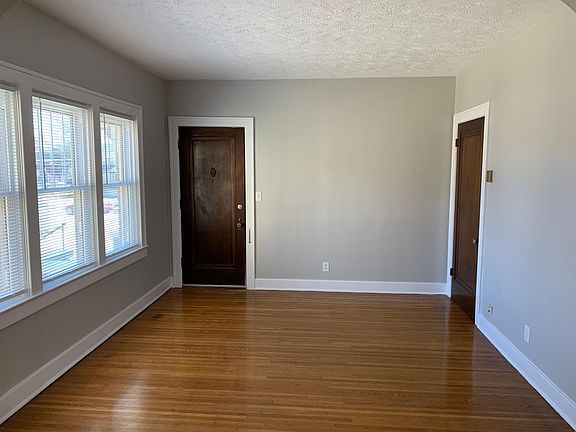 5th image of 1841 Roanoke Ave