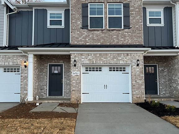 4th image of 5732 Cloverwood Dr #L-104