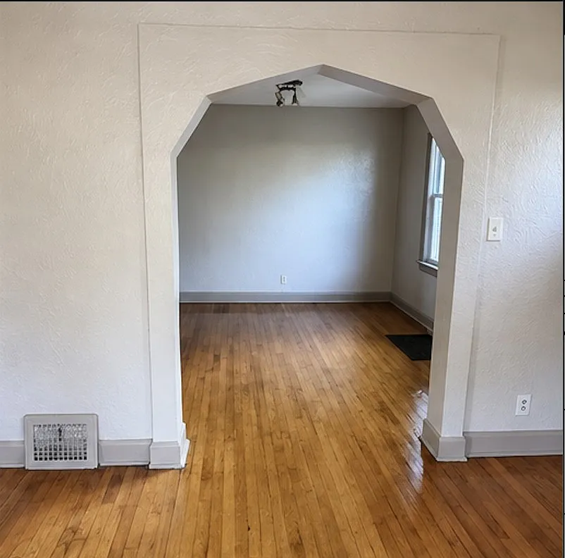 3 bed, 1110 sqft, $1,050 — Photo 4