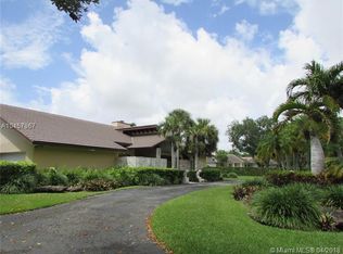 9400 SW 103rd St, Miami, FL 33176