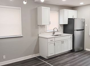 237 Rutledge St, Gary, IN 46404