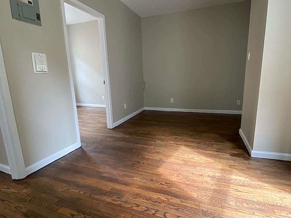 5th image of 318 E 78th St APT 23