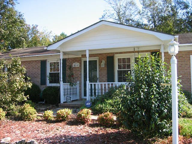 414 Walnut Dr.