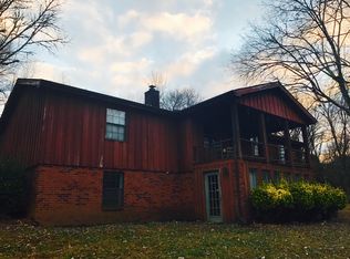 141 Butler Ln, Gainesboro, TN 38562