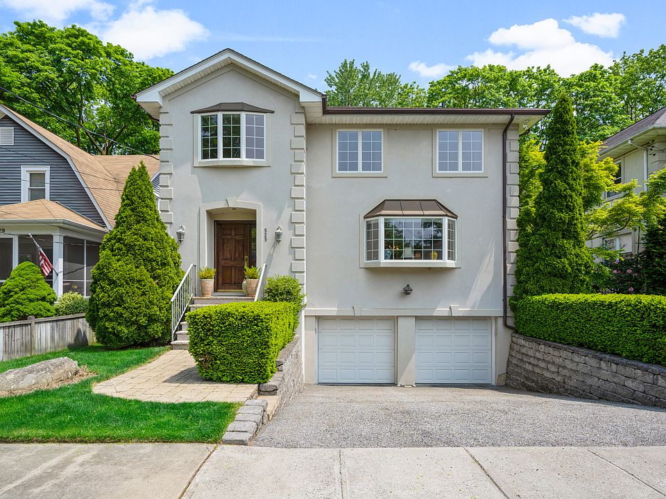 1st image of 525 Carroll Ave