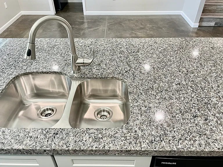 720 N Walnut St #8 — Photo 6