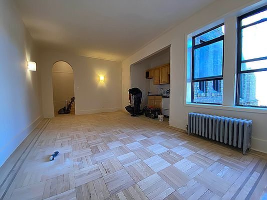 1st image of 4330 46th St APT 5K