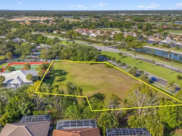 8141 Twelve Oaks CIR, NAPLES, FL 34113