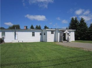 89 Pondview St, Limestone, ME 04750