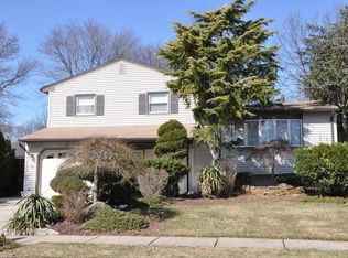 122 Christie St, Edison, NJ 08820
