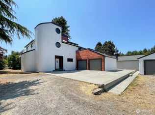 655 Holgerson Rd, Sequim, WA 98382