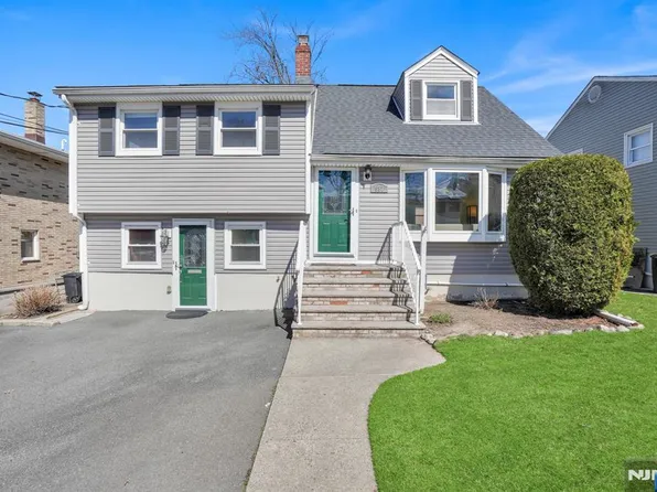 687 Lancaster Rd, Ridgefield, NJ 07657