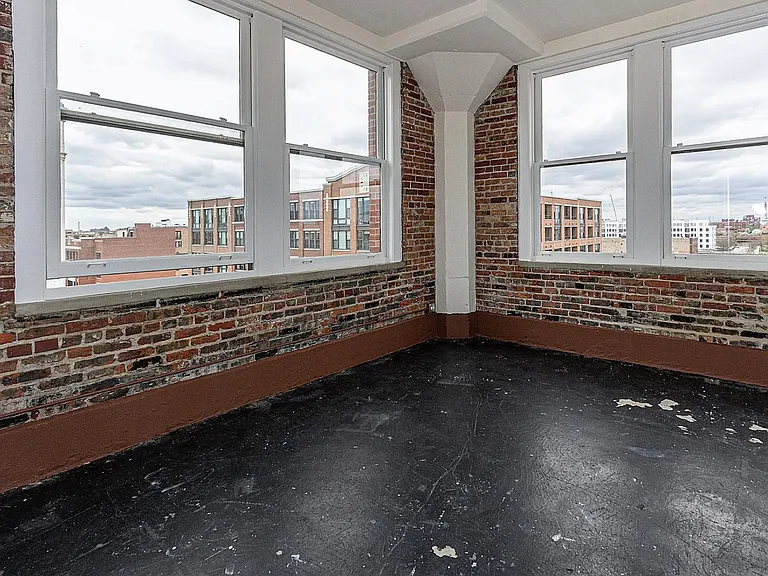 2255 S Michigan Ave #5W — Photo 11