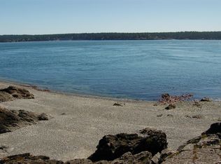 162 Island Dr, Friday Harbor, WA 98250