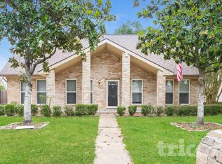 12027 Arrowhead Glen Dr, Houston, TX 77071