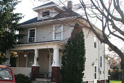 Cute bungalow with dormer