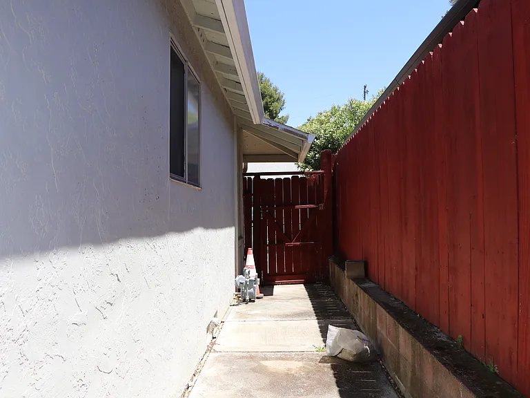 335 Rollingwood Dr — Photo 21