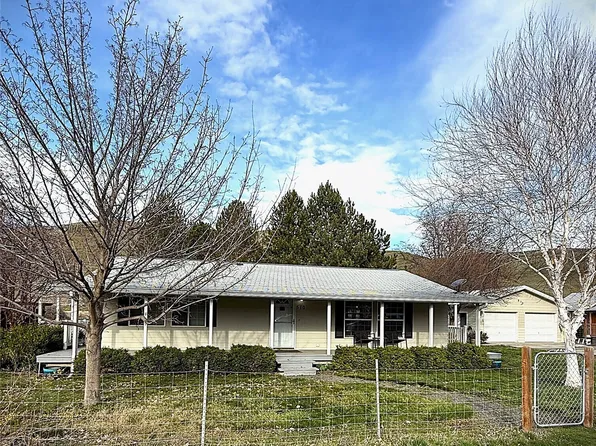 510 W 2nd Street, Starbuck, WA 99359