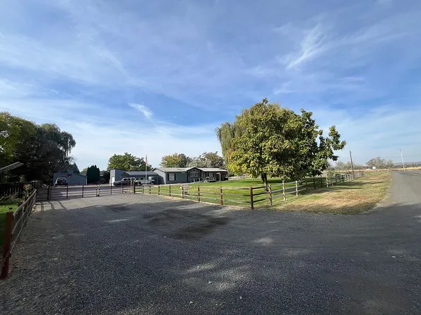 1904 S 41st Ave, Yakima, WA 98903