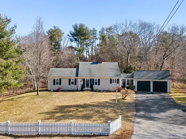 65 Enterprise St, Duxbury, MA 02332