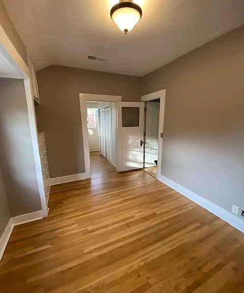 802 N 13th St — Photo 21