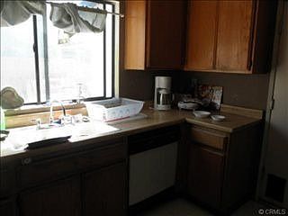 2nd image of 225 Yosemite Way