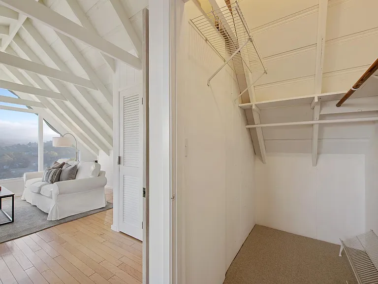 314 Joyce Way — Photo 28