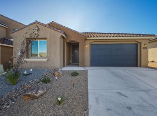 6774 Sydney Dr NE, Rio Rancho, NM 87144