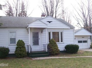 2847 Airport Rd, Adrian, MI 49221