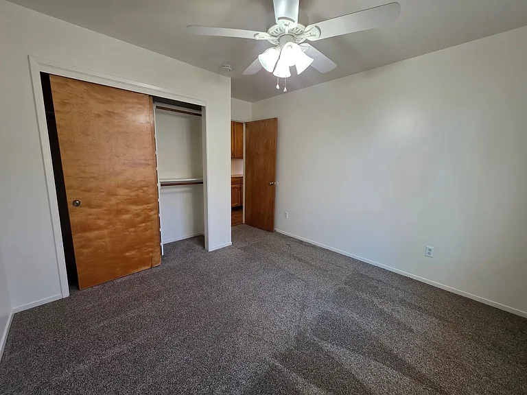 1846 N Selina Ct — Photo 14