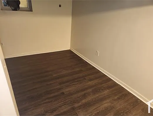 5401 Ready Ave — Photo 10