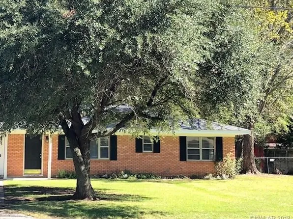 1106 Palmetto Rd, Benton, LA 71006