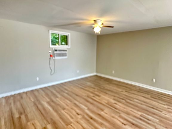 2nd image of 1630 Texas Ave #F