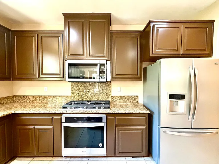 1150 Scheidegger Cir — Photo 9