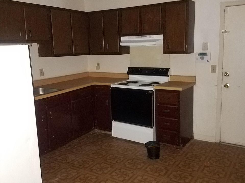 2nd image of 5245 N Main St #3