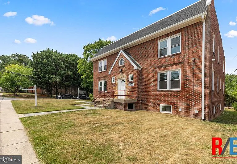 4100 Queensbury Rd #1 — Photo 2