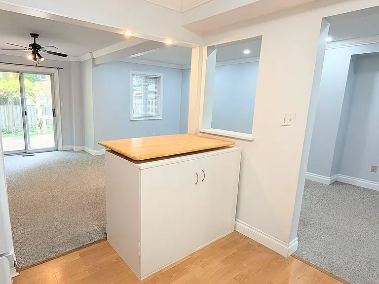 19 Wallace Dr — Photo 9