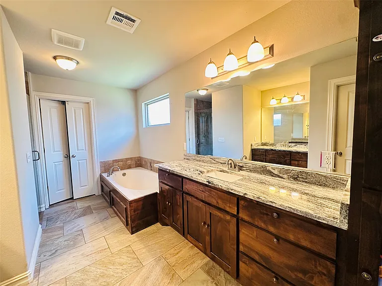 8111 N 75th East Ave — Photo 31