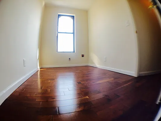 Rented by Abba Realty Associates INC | media 37