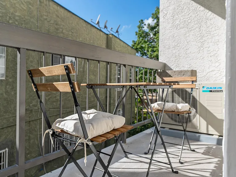 West View Terrace — Photo 35