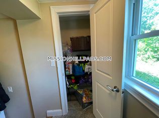 61 Wait St #1D, Roxbury Crossing, MA 02120